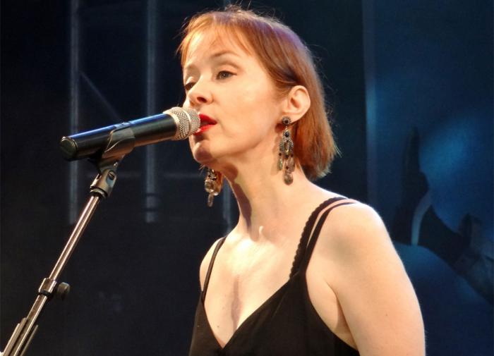 Певица Сюзанна Вега признана прародительницей MP3 за песню Toms Diner